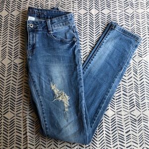 Blue Asphalt Distressed Skinnies👖